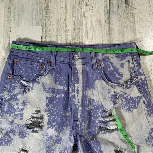 Levi’s 501 XX Men’s Cut-Off Purple Acid Wash Distressed Denim Shorts Size 32x11 - Picture 4 of 7